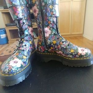 Dr. Martens Air Wair Boots